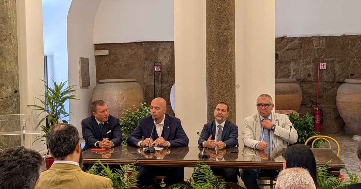 Bullismo e cyberbullismo, dal Campidoglio un appello alla responsabilità: sport, comunicazione e rete educativa per contrastare il disagio giovanile